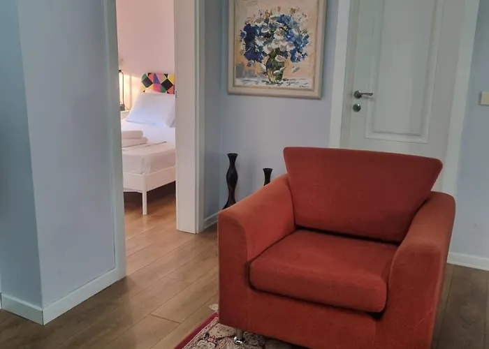 Valbona Тирана